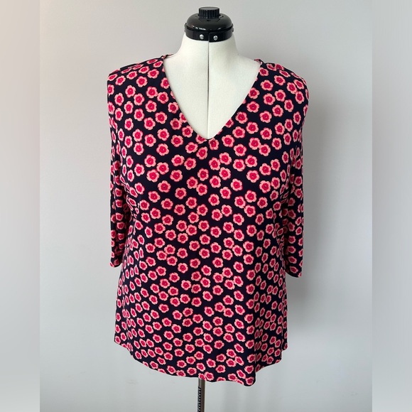 Leota Pink and Navy Flowered Top - Picture 2 of 6